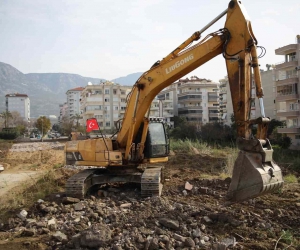 Mahmutlar Ahmet Yatmaz Caddesi sahil yoluna bağlanıyor