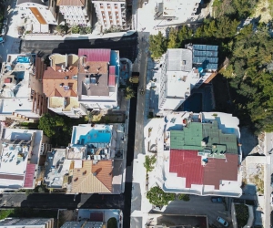 Kuşadası’nda Cumhuriyet Mahallesi’nin yedi sokağı yenilendi