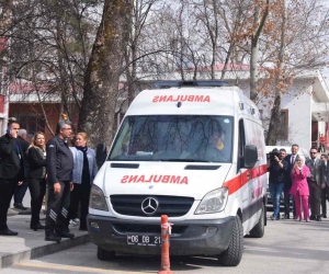 Depremin 248’inci saatinde kurtarılan Aleyna Ölmez, tedavi gördüğü hastaneden taburcu oldu