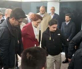 İYİ Parti lideri Akşener, partisinin belediye başkanlarıyla bir araya geldi