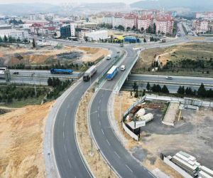 Büyükşehir, Turgut Özal’daki trafik sorununa neşter vurdu