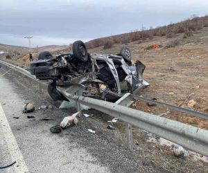 Yozgat’ta feci kaza: Anne-baba öldü, çocukları yaralandı
