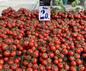 İhracat kısıtlaması getirilen domatesin fiyatı yüzde 40 düştü
