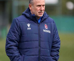 Trabzonspor’da Abdullah Avcı istifa etti