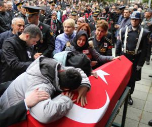 Şehit Albay Adalıoğlu gözyaşlarıyla son yolculuğuna uğurlandı