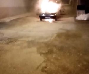 Bursa’da seyir halindeki otomobil, alev alev yanarak kül oldu