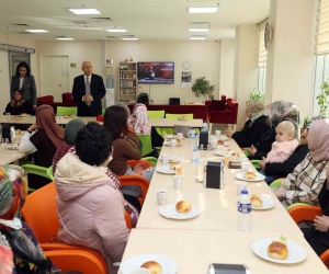 Başkan Yaşar 8 Mart’ı konukevi misafirleri ile kutladı