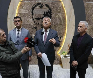Adana Büyükşehir Belediyesi Başkanı Karalar, kendini ve kurumunu savcılığa ihbar etti