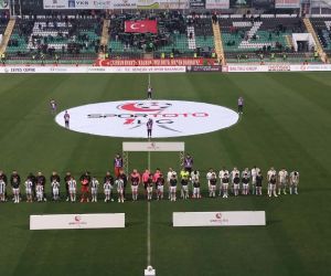 Gergin geçen Denizlispor-Sakaryaspor maçına ceza yağdı