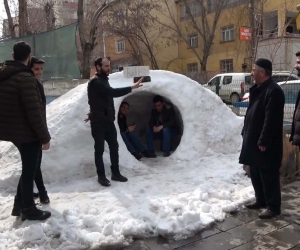 İglo evde satılan çayların geliri depremzedelere bağışlanıyor