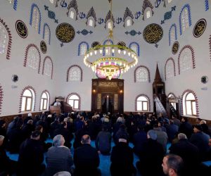 Sadullah Efendi Kıble Cami ibadete açıldı