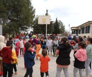 Ordu Büyükşehir Belediyesi, depremzede çocukları unutmuyor
