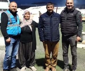 O aileye Mehmetçik altın hediye etti
