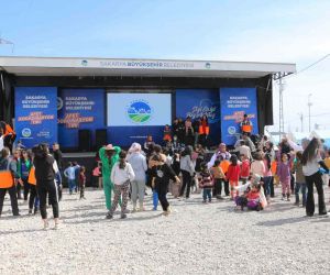 Diyarbakır’da depremzede çocuklar travmalarını müzik eşliğinde atlatıyor