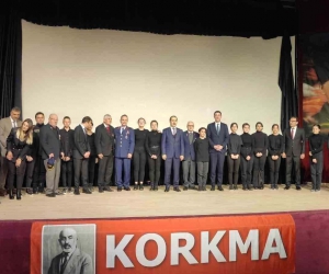 Bandırma’da İstiklal Marşı’nın kabulü ve Mehmet Akif Ersoy’u anma günü programı düzenlendi