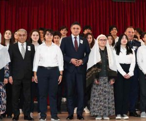 Aliağa’da İstiklal Marşı’nın kabulü ve Mehmet Akif Ersoy’u Anma Günü kutlandı