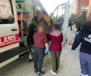 Hakkari’de gıda zehirlenmesi iddiasıyla çok sayıda öğrenci hastaneye kaldırıldı