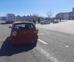 Edremit’te zincirleme trafik kazası: 1 yaralı