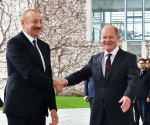 Azerbaycan Cumhurbaşkanı Aliyev: “Umarım Ermenistan barış fırsatını kaçırmaz”