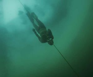 Çek serbest dalgıç, tek nefeste 52,1 metreye dalarak dünya rekoru kırdı