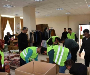 İznik’ten afet bölgesine destekler sürüyor