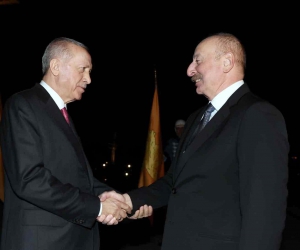 Cumhurbaşkanı Erdoğan, Azerbaycan Cumhurbaşkanı Aliyev ile bir araya geldi