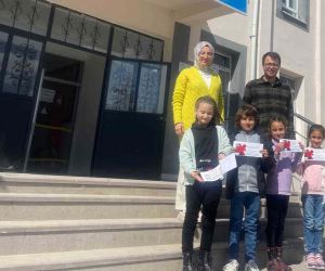 Hisarcık’ta zeka oyunları turnuvasında Atatürk İlkokulundan 4 öğrenci birinci oldu