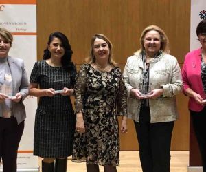 Türk kadın girişimci 100 lider kadından biri seçildi