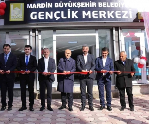 Gençlik merkezi Dargeçitli gençlerin hizmetine açıldı