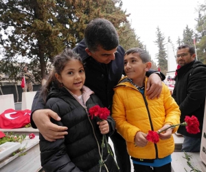 Fadıloğlu’ndan, şehitliklere ve şehit ailelerine ziyaret