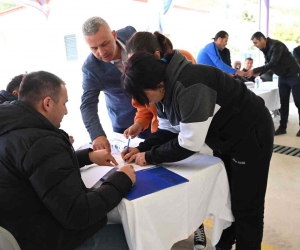 Çamyuva kapalı pazar yerinin kuraları çekildi