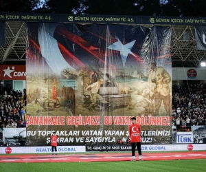 Spor Toto Süper Lig: Corendon Alanyaspor: 1 - Fenerbahçe: 0 (İlk yarı)