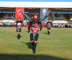Kuşadası Belediyesi Halk Dansları Akademisi Kuruyor