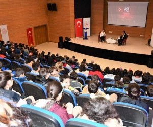 ZBEÜ Öğretim Üyesinden ‘Çanakkale Zaferi’ konferansı