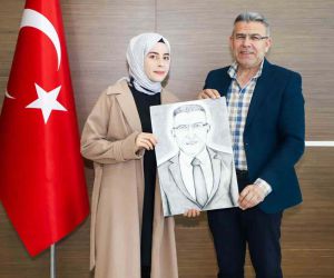 Nişan yüzüklerini takan Başkan Güler’e karakalem portre jesti