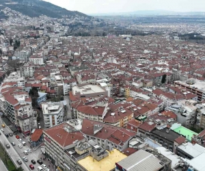 Bursa’da 1,4 milyon insan 1999 yılı öncesi binalarda ikamet ediyor