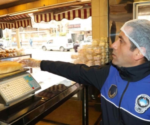 Manisa Büyükşehir zabıtasından fırınlara Ramazan denetimi