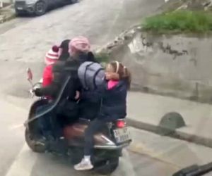 Gaziosmanpaşa’da motosiklet üstünde tehlikeli yolculuk kamerada