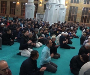 Antalya’da ilk teravih namazı kılındı