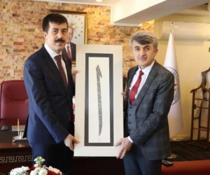 Rektör Uysal’dan, KSBÜ Rektörü Tekin’e tebrik ziyareti