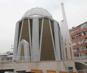 Esentepe Camii’nde ilk teravih namazı kılındı
