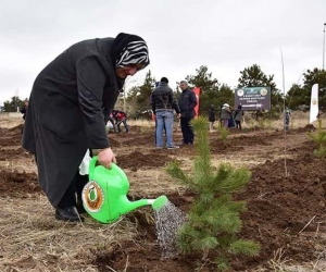 ETÜ kampüsüne 6 Şubat deprem şehitleri anısına fidan dikildi