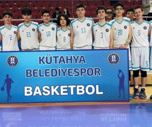 Belediye Kütahyaspor Basketbol Takımı bölge ikincisi oldu