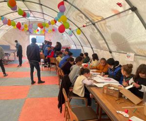 Şırnak’ta gönüllüler, depremzede 2 bin çocuğu oyun ile buluşturdu