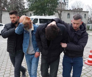 Bonzai ve uyuşturucu hapla yakalanan 2 kişi gözaltına alındı