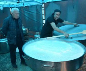 Lapseki Belediyesi deprem bölgesinde vereceği iftar hazırlıklarına başladı