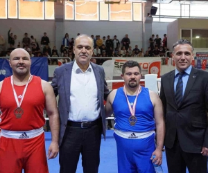 Ortaca’da Türkiye gençler ferdi boks şampiyonası