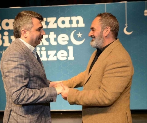 Yıldırım’da Erzincanlı’dan eşsiz şiir ziyafeti