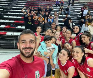 Kadın Voleybol Ligi’nde Şampiyon Manavgat Belediyespor