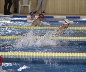 Anadolu Üniversitesi yüzme seçmelerine ev sahipliği yaptı
